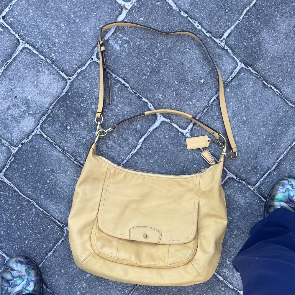 Butter Yellow Coach hobo bag **see description